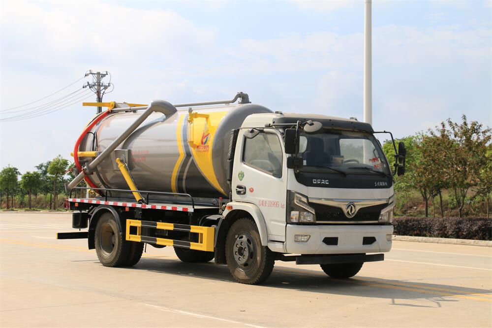 8噸吸污車-程力國六東風(fēng)多利卡8方吸污車廠家價格