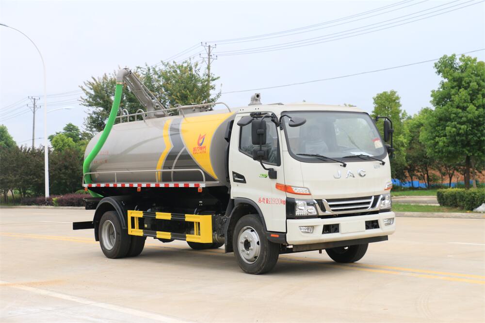 9噸吸糞車-江淮9方吸糞車化糞池處理車廠家價格