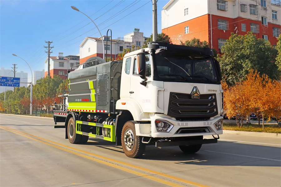 12噸多功能抑塵車-重汽豪沃12立方大型多功能抑塵車廠家價(jià)格